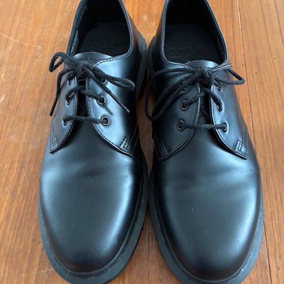 Dr. Martens Leather Ladies Oxfords Black Size 8 US - Picture 1 of 5